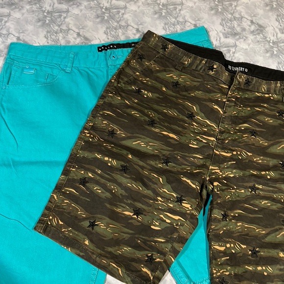 Men’s shorts size 38 next to new - Picture 1 of 7